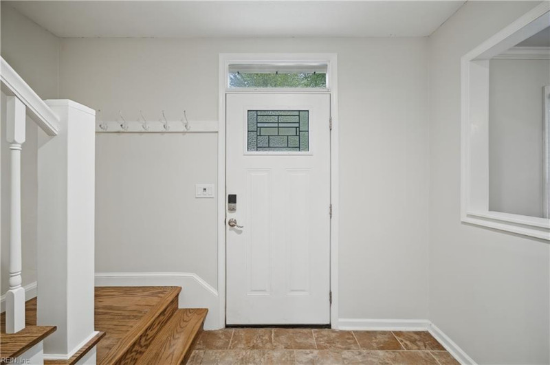 Photo 3 of 40 residential for sale in Chesapeake virginia Photo 3 of 40 residential for sale in Chesapeake virginia