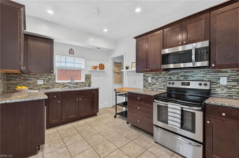 Photo 18 of 36 residential for sale in Norfolk virginia Photo 18 of 36 residential for sale in Norfolk virginia