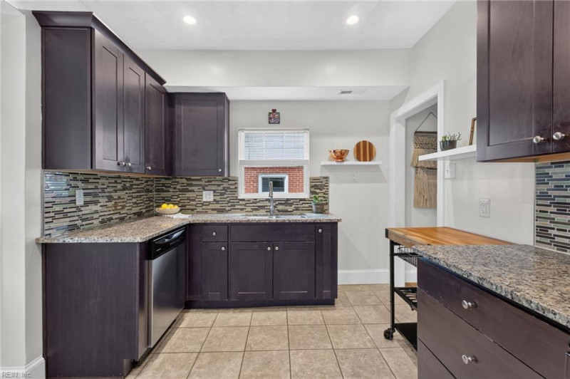 Photo 19 of 36 residential for sale in Norfolk virginia Photo 19 of 36 residential for sale in Norfolk virginia