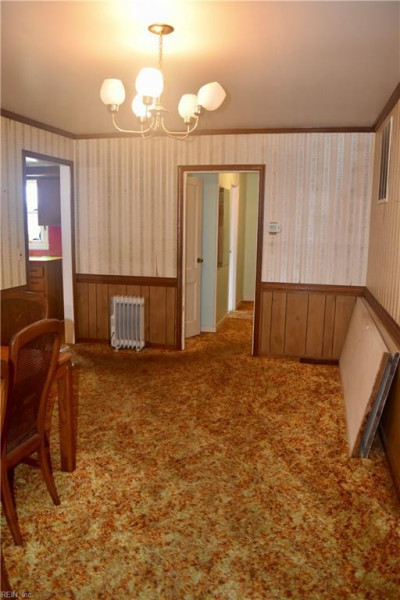 Photo 11 of 14 residential for sale in Poquoson virginia