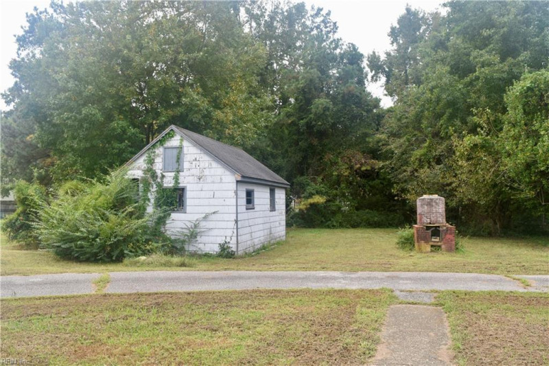 Photo 14 of 14 residential for sale in Poquoson virginia