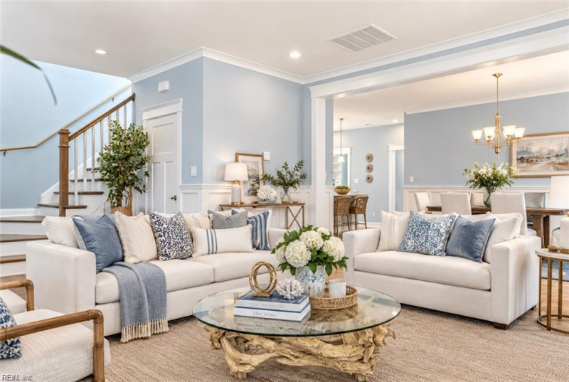 Photo 2 of 19 residential for sale in Norfolk virginia