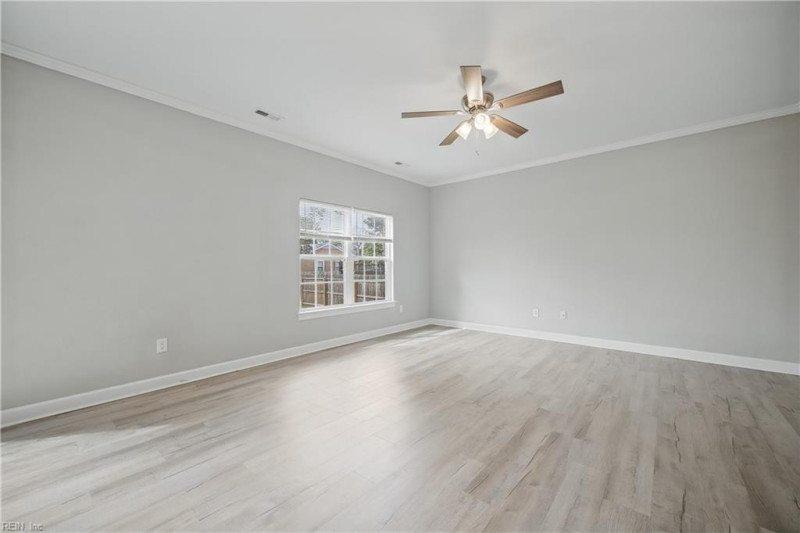 Photo 17 of 50 residential for sale in Newport News virginia