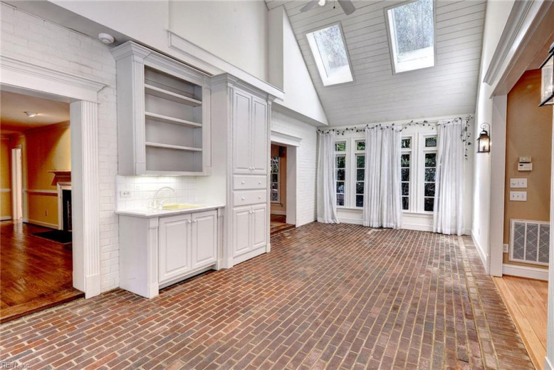 Photo 8 of 48 residential for sale in Williamsburg virginia Photo 8 of 48 residential for sale in Williamsburg virginia