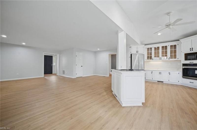 Photo 18 of 49 residential for sale in Newport News virginia