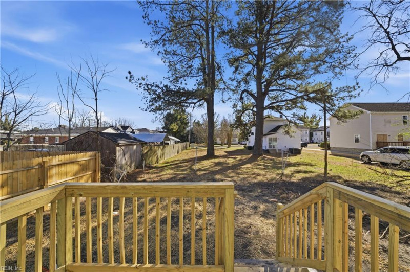 Photo 32 of 33 residential for sale in Portsmouth virginia