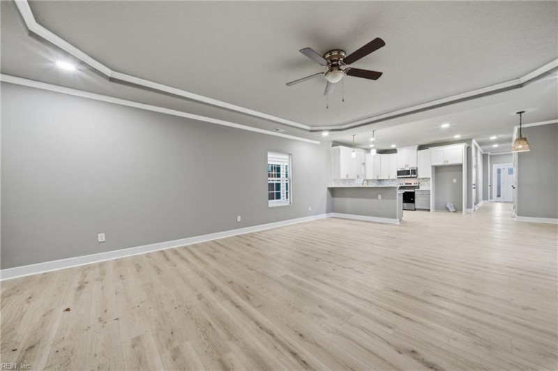 Photo 6 of 33 residential for sale in Portsmouth virginia
