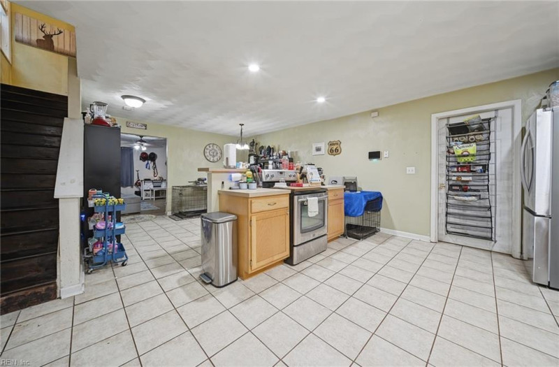 Photo 14 of 46 residential for sale in Norfolk virginia
