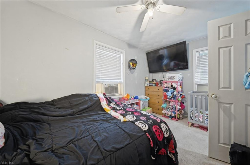 Photo 17 of 46 residential for sale in Norfolk virginia
