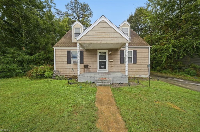 Photo 2 of 46 residential for sale in Norfolk virginia