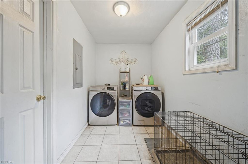 Photo 21 of 46 residential for sale in Norfolk virginia