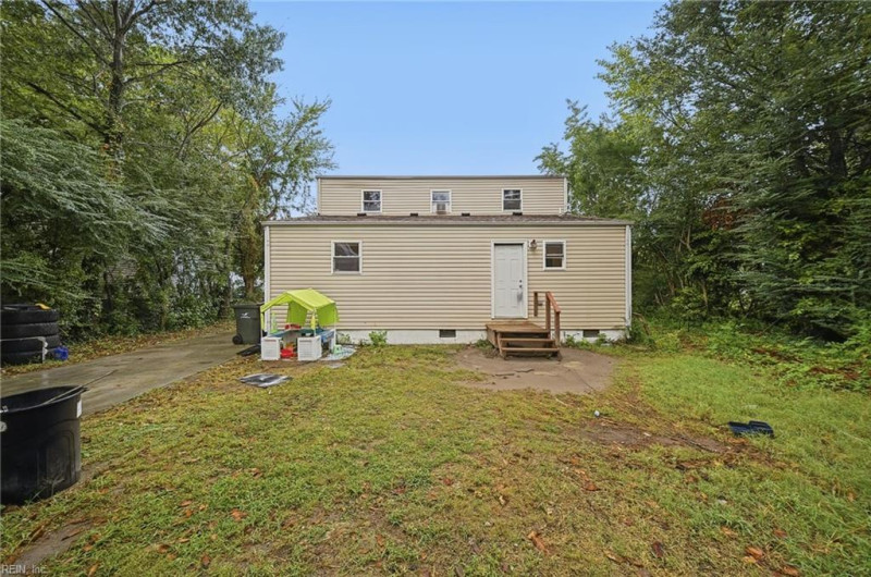 Photo 30 of 46 residential for sale in Norfolk virginia