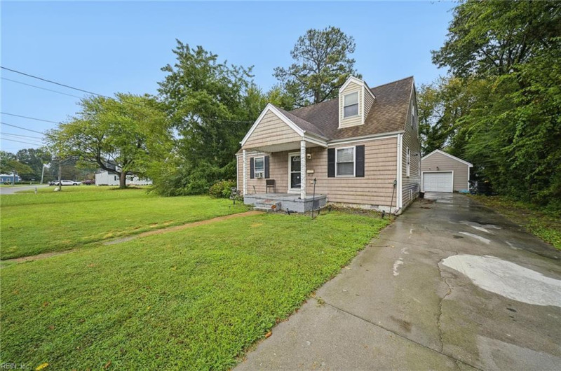 Photo 5 of 46 residential for sale in Norfolk virginia