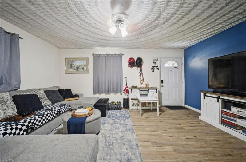 Photo 7 of 46 residential for sale in Norfolk virginia