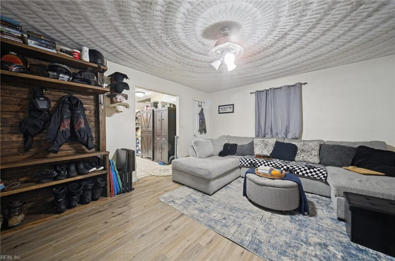 Photo 9 of 46 residential for sale in Norfolk virginia