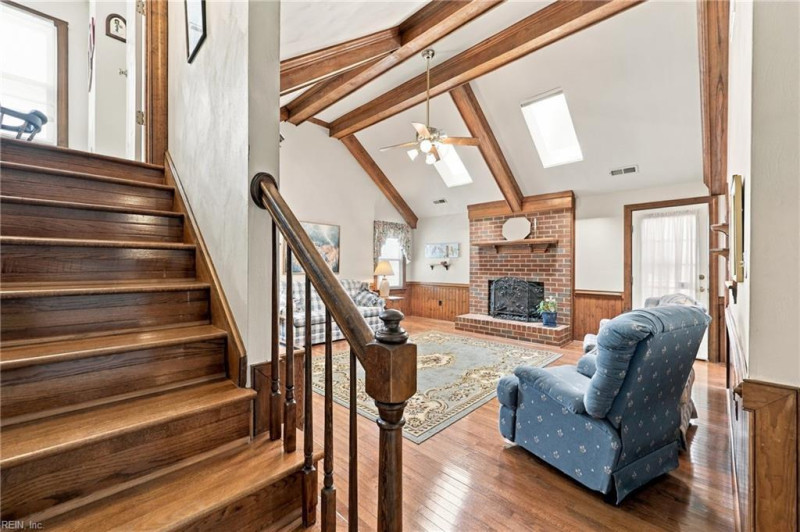 Photo 21 of 49 residential for sale in Chesapeake virginia