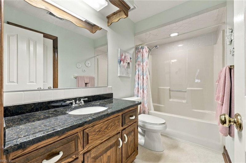 Photo 24 of 49 residential for sale in Chesapeake virginia