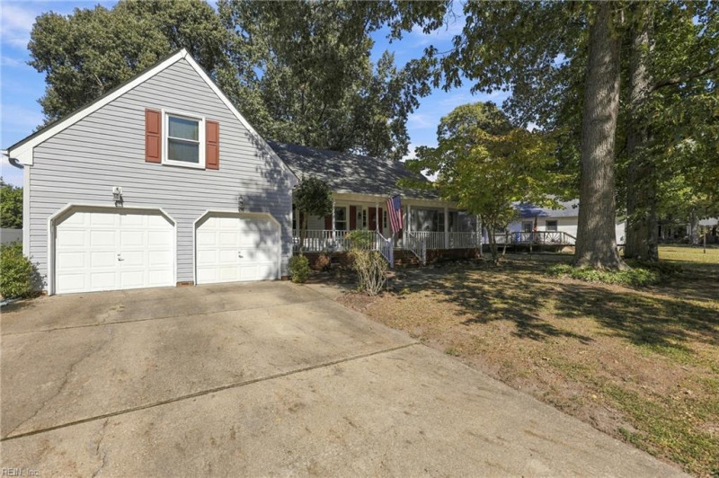 Photo 26 of 49 residential for sale in Chesapeake virginia