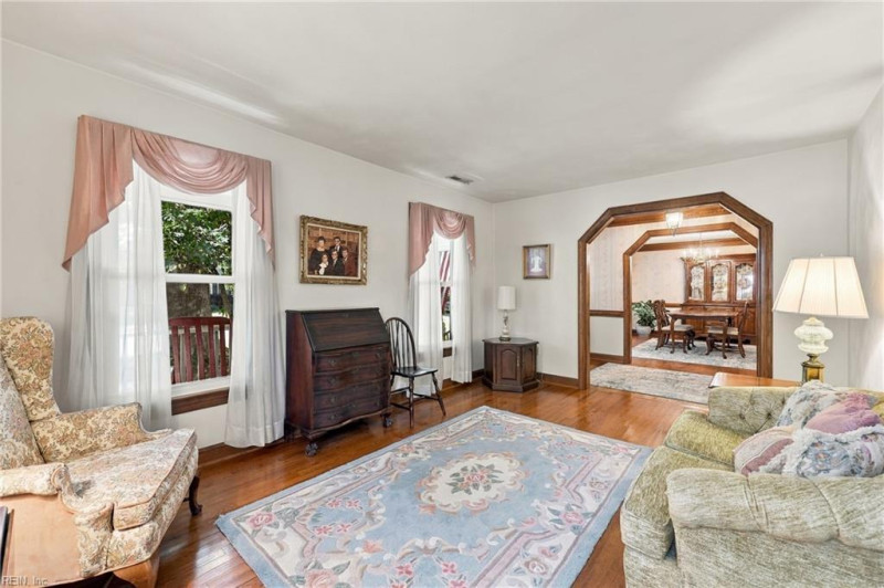 Photo 37 of 49 residential for sale in Chesapeake virginia