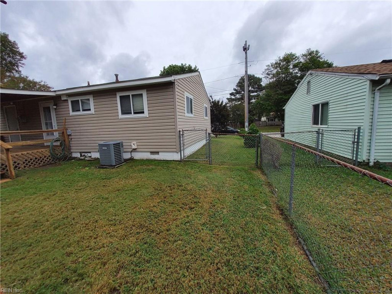Photo 17 of 31 residential for sale in Virginia Beach virginia