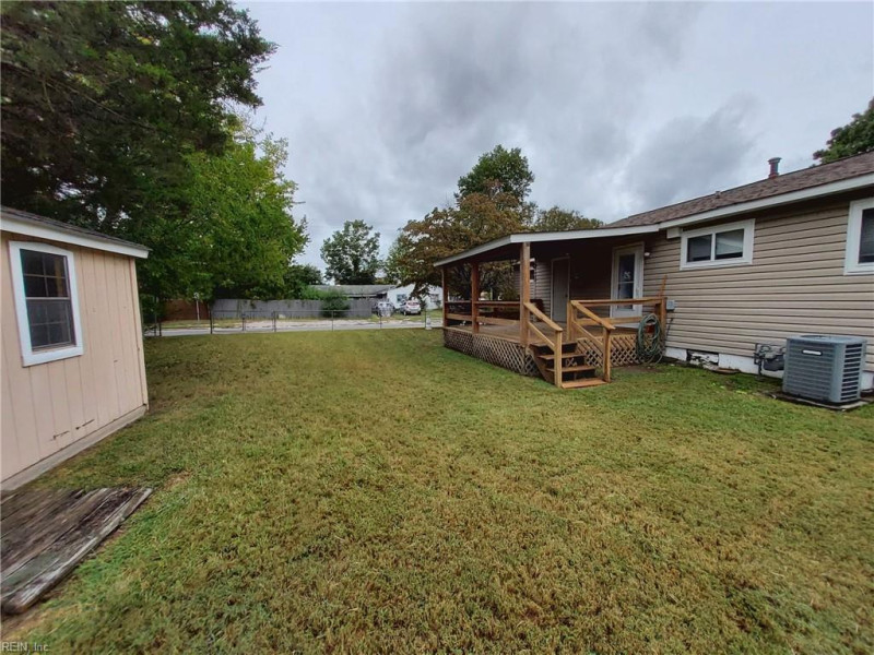 Photo 18 of 31 residential for sale in Virginia Beach virginia
