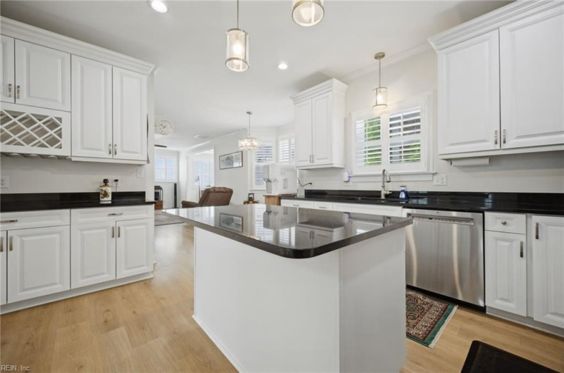 Photo 12 of 46 residential for sale in Newport News virginia