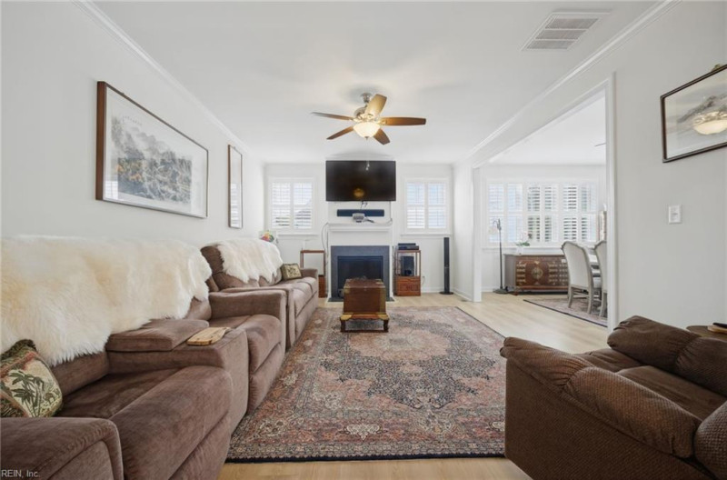 Photo 13 of 46 residential for sale in Newport News virginia