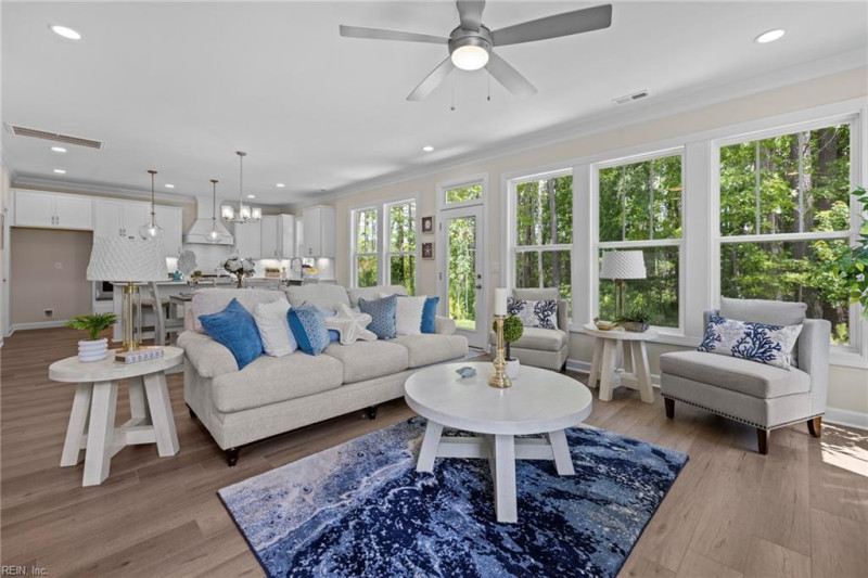 Photo 4 of 47 residential for sale in Virginia Beach virginia