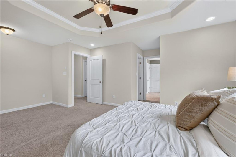 Photo 13 of 49 residential for sale in Virginia Beach virginia