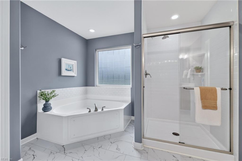 Photo 15 of 49 residential for sale in Virginia Beach virginia