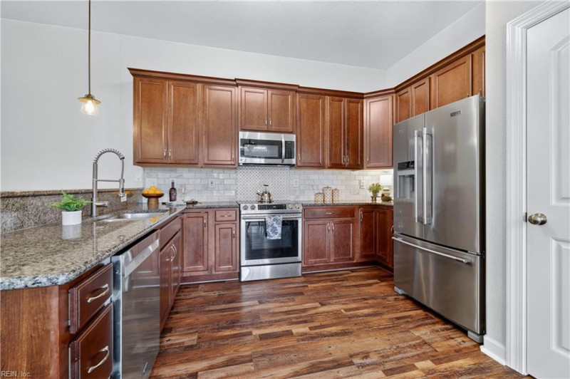 Photo 7 of 49 residential for sale in Virginia Beach virginia