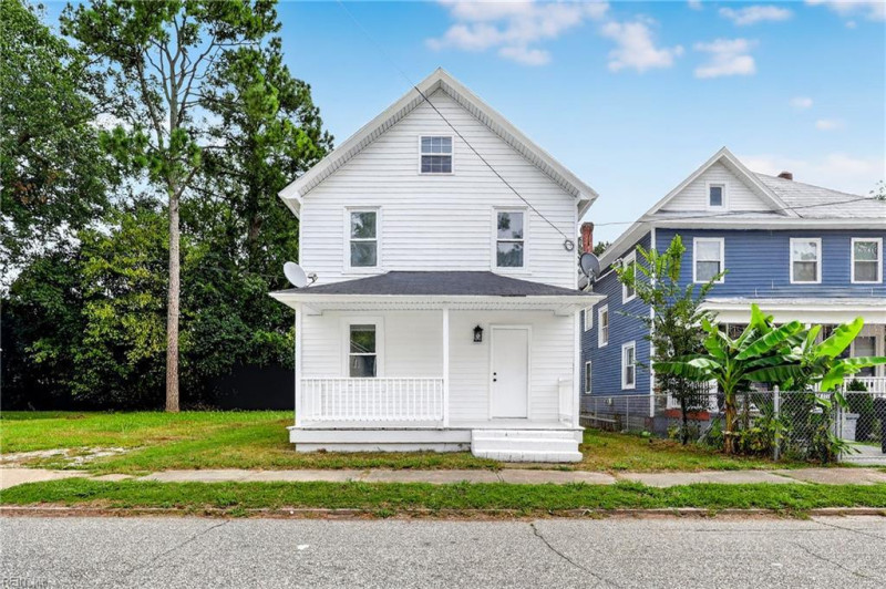 Photo 1 of 50 residential for sale in Elizabeth City virginia