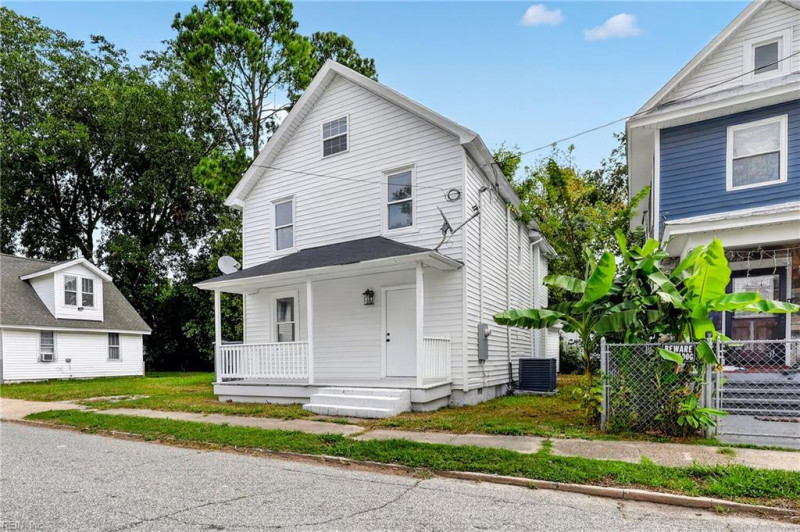 Photo 2 of 50 residential for sale in Elizabeth City virginia