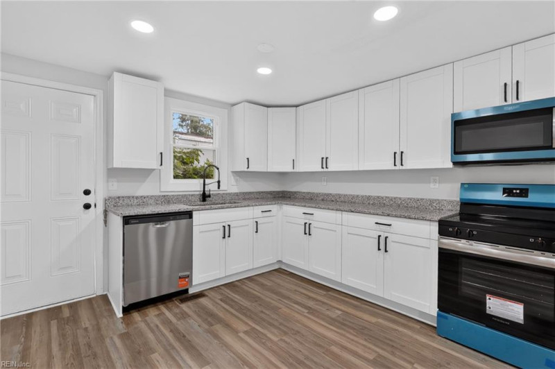 Photo 9 of 50 residential for sale in Elizabeth City virginia