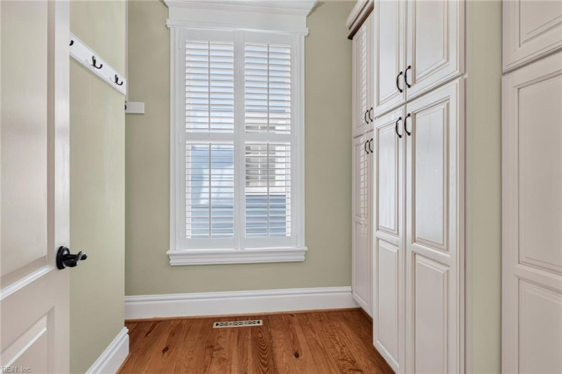 Photo 17 of 50 residential for sale in Norfolk virginia Photo 17 of 50 residential for sale in Norfolk virginia