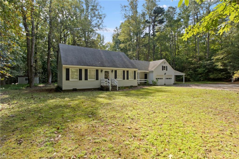Photo 3 of 35 residential for sale in Gloucester County virginia Photo 3 of 35 residential for sale in Gloucester County virginia
