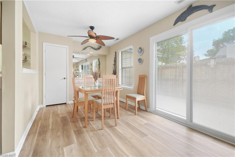 Photo 10 of 45 residential for sale in Virginia Beach virginia
