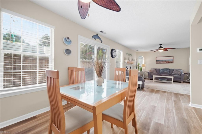 Photo 11 of 45 residential for sale in Virginia Beach virginia