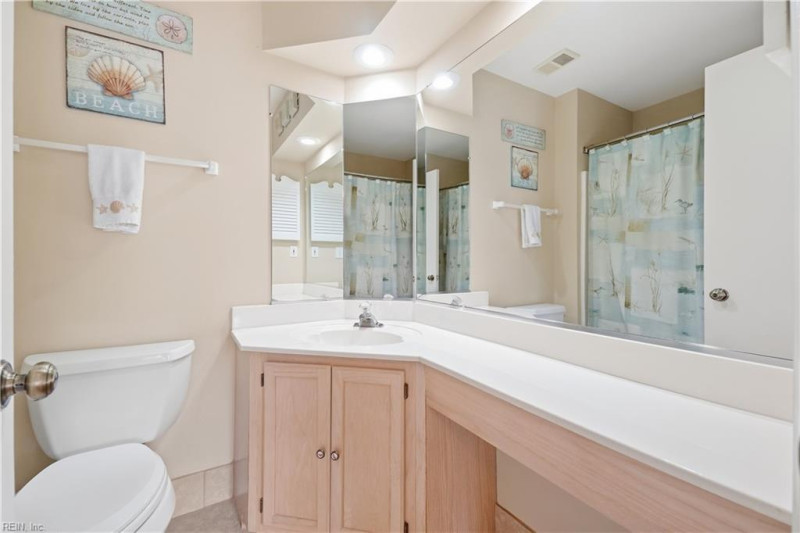 Photo 24 of 45 residential for sale in Virginia Beach virginia
