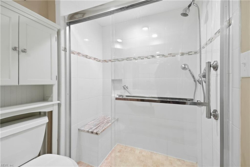 Photo 31 of 45 residential for sale in Virginia Beach virginia
