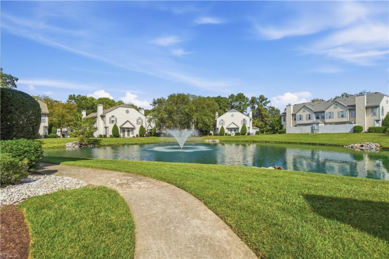 Photo 35 of 45 residential for sale in Virginia Beach virginia