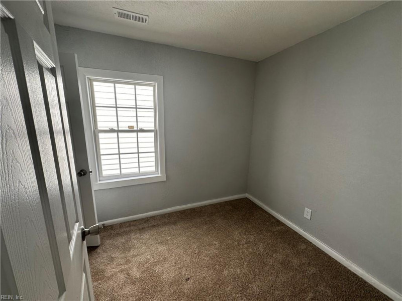 Photo 13 of 19 residential for sale in Newport News virginia