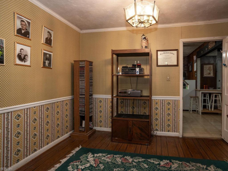Photo 6 of 27 residential for sale in Virginia Beach virginia