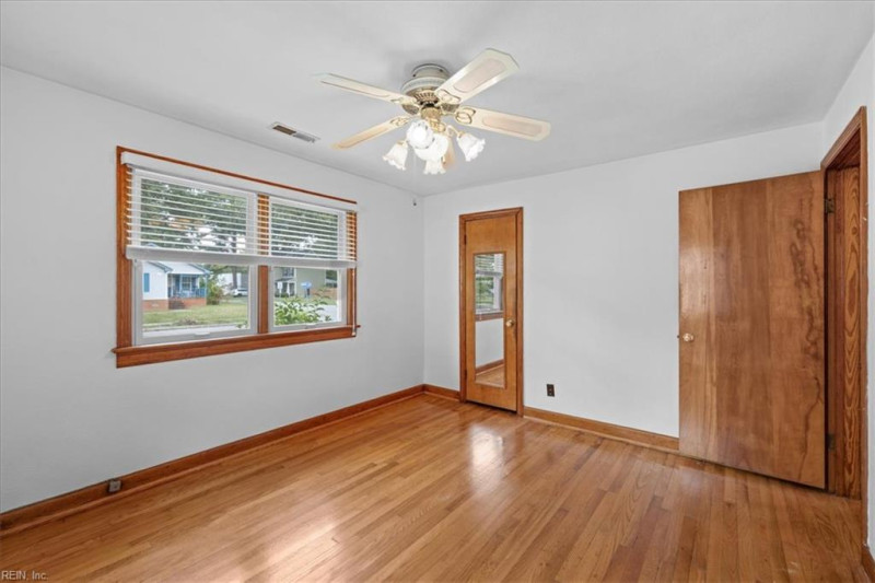 Photo 18 of 39 residential for sale in Norfolk virginia Photo 18 of 39 residential for sale in Norfolk virginia