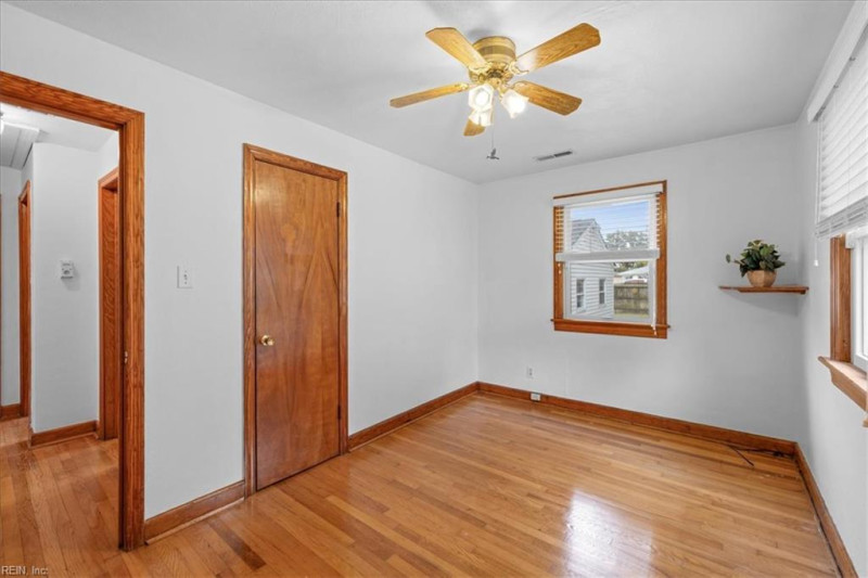 Photo 26 of 39 residential for sale in Norfolk virginia Photo 26 of 39 residential for sale in Norfolk virginia
