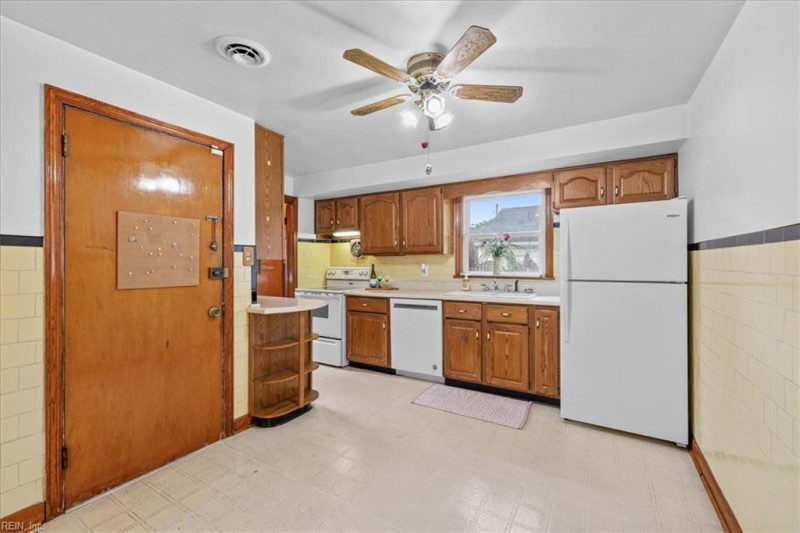 Photo 6 of 39 residential for sale in Norfolk virginia Photo 6 of 39 residential for sale in Norfolk virginia