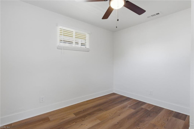 Photo 16 of 29 residential for sale in Hampton virginia