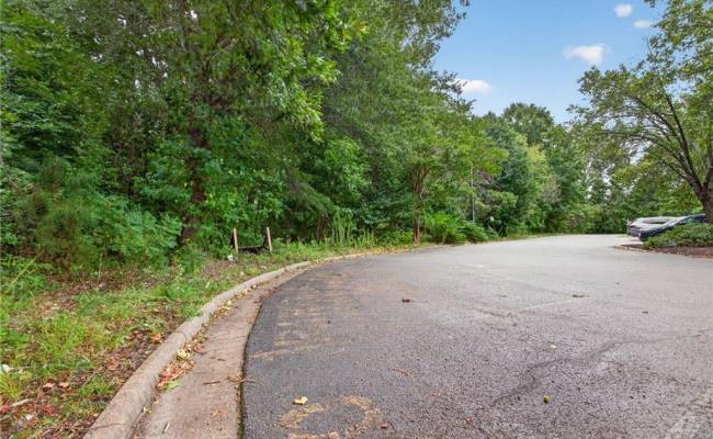 2970 Hampton Highway, York County, VA 23693
