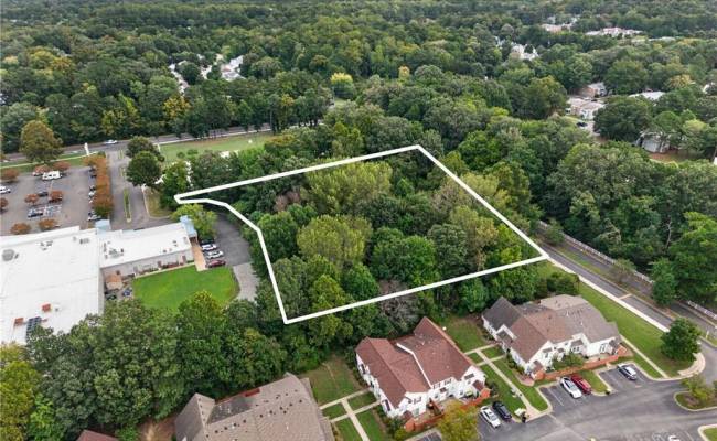 2970 Hampton Highway, York County, VA 23693