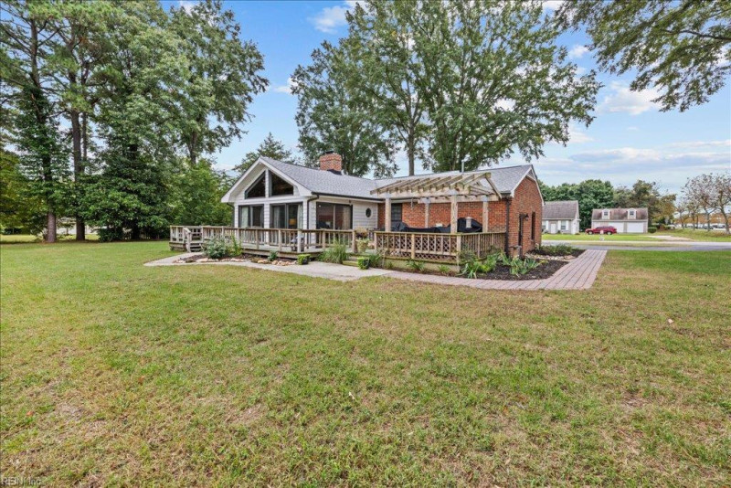 Photo 32 of 39 residential for sale in Isle of Wight County virginia Photo 32 of 39 residential for sale in Isle of Wight County virginia
